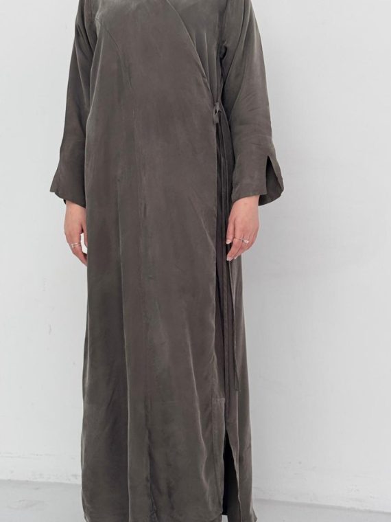 THE LAYAL
